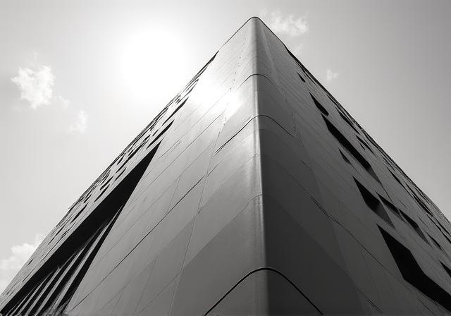 Vista de arquitectura moderna en Madrid